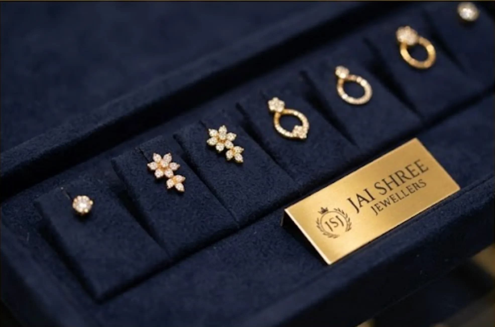 Nose Pin at Jai Shree Jewellers